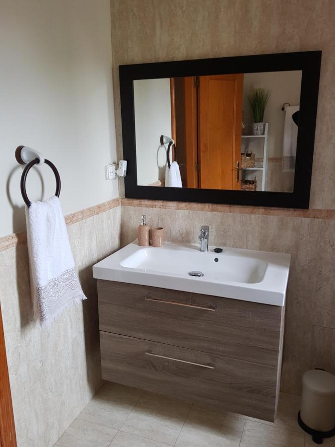 Vivienda Vacacional Casa Borbolla โคลอมเบรส ภายนอก รูปภาพ